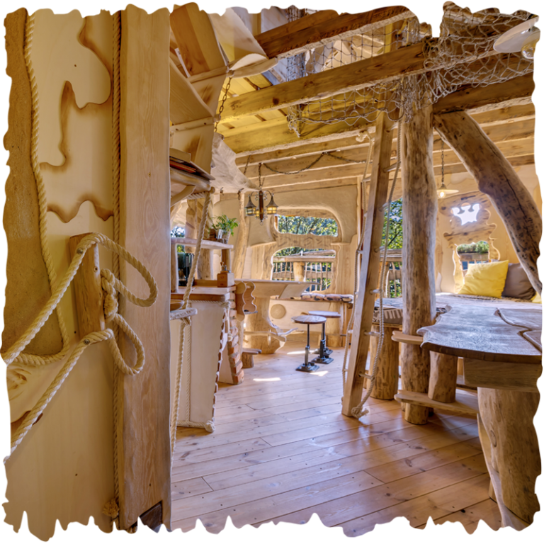 Baumhaushotel Und Ferienhauser Kriebelland